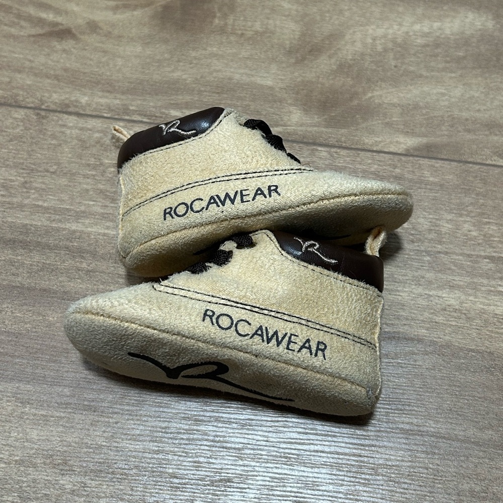 Rocawear Baby Shoes in Tan and Brown
